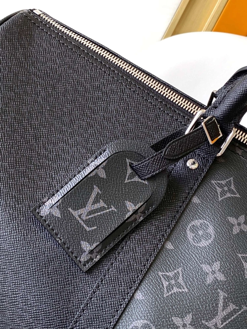 Versatile LX Travel Bags 17986