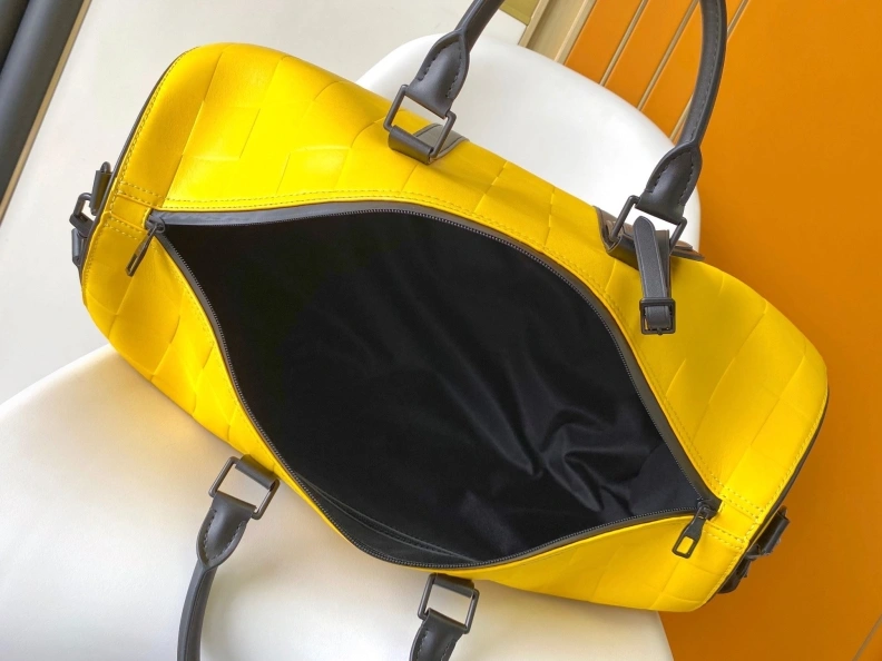 Comfortable LX Travel Bags 17964