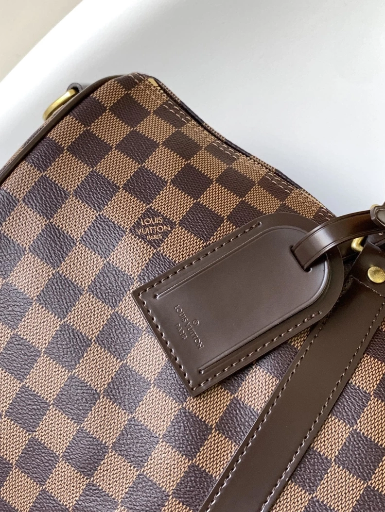 Comfortable LX Travel Bags 17953