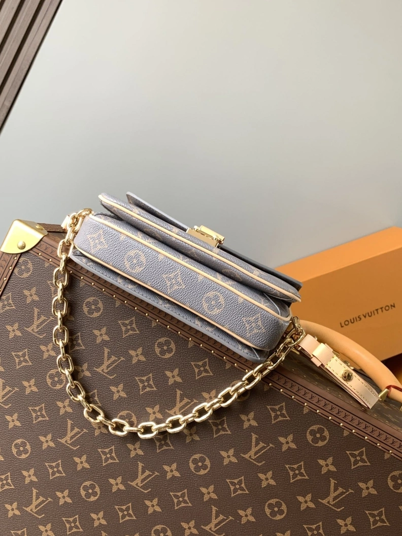 Comfortable LX Satchel bags 18123