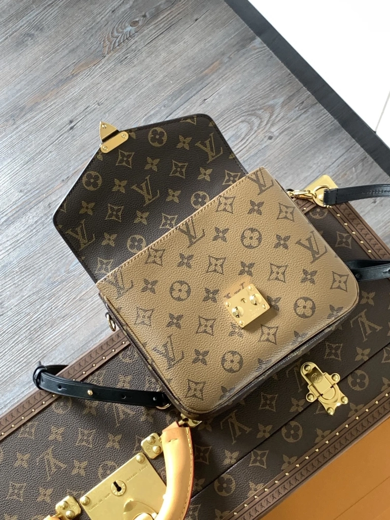 ModernLook LX Satchel bags 18107