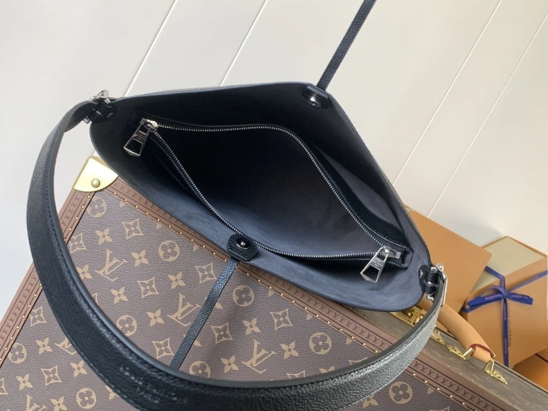 Fashionable LX Top Handle Bags 17997