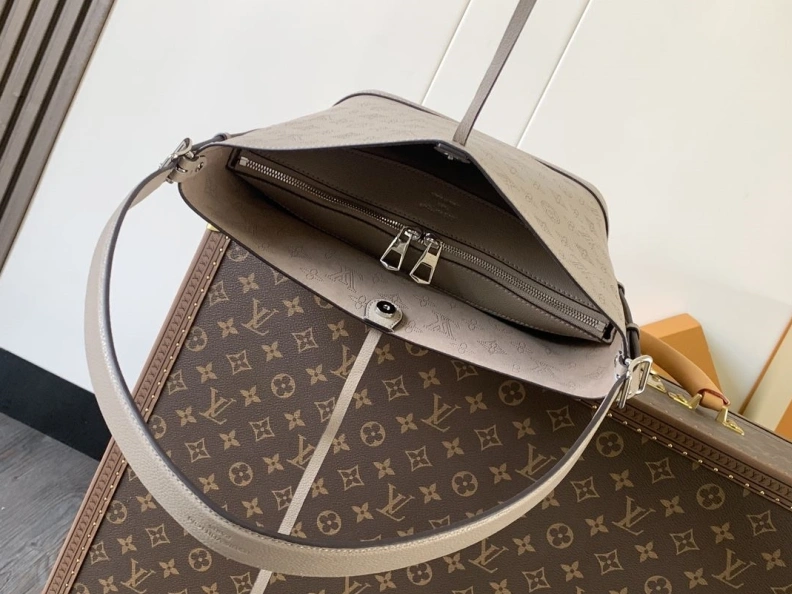 LX Top Handle Bags Lightweight 18000