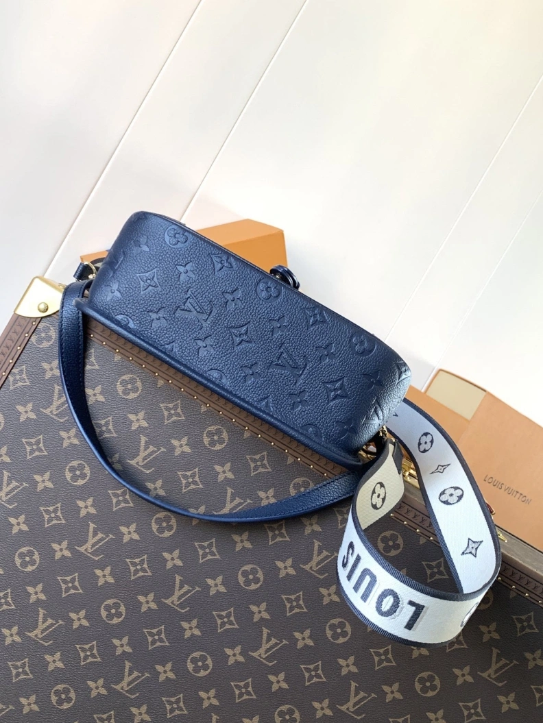 StreetReady LX Satchel bags 18097