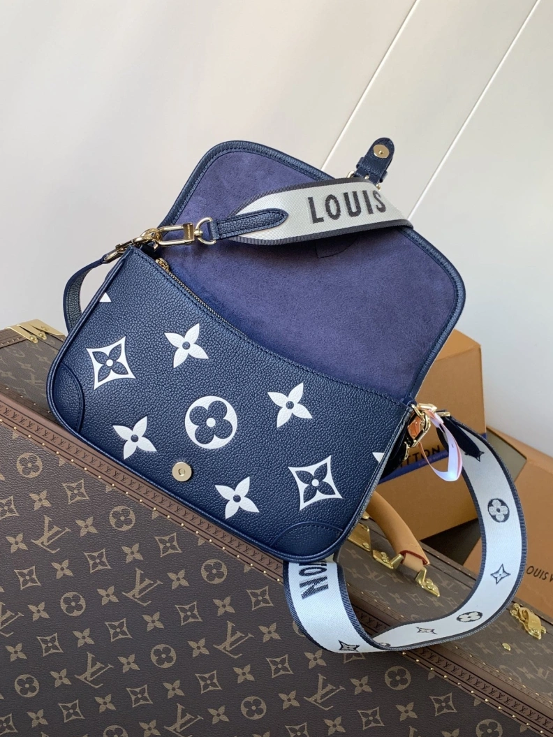 StreetReady LX Satchel bags 18097