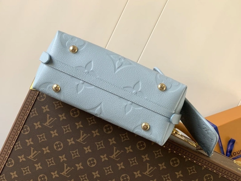 LX Top Handle Bags Sleek 18004