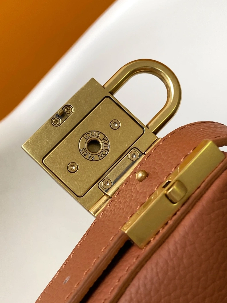 Popular LX Satchel bags 18117