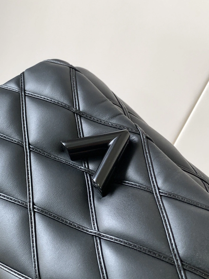 Timeless LX Twist Denim Bags 17947