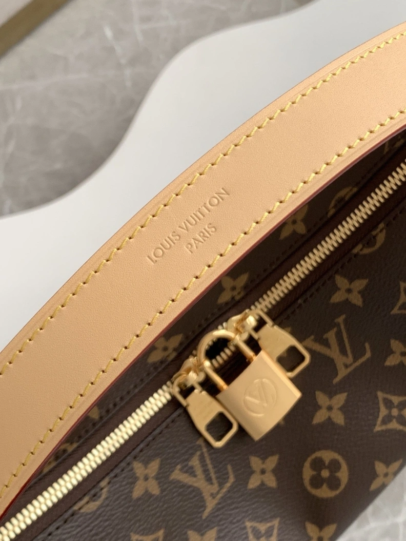 LX Top Handle Bags Trendy 17975