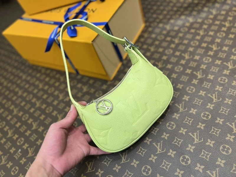 LX Top Handle Bags Refined 20079