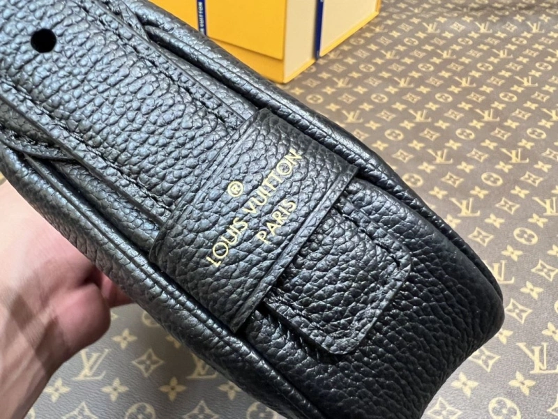 DailyWear LX Top Handle Bags 20075