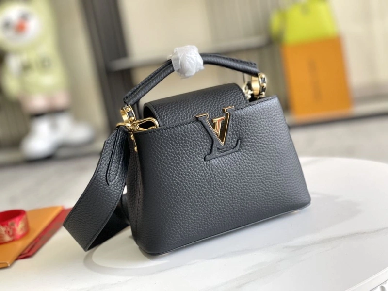Resilient LX Caxucines Bags 20837