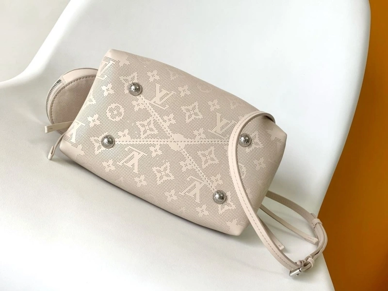 DailyWear LX Bucket Bags 20937