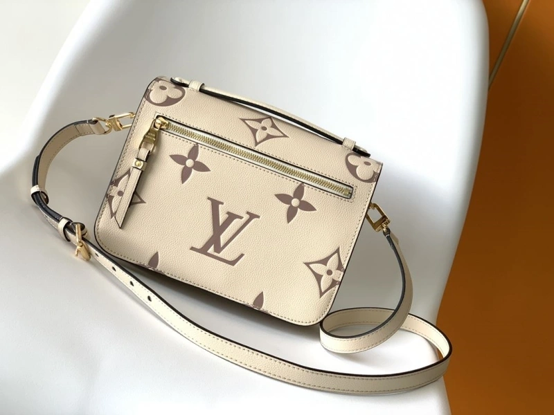 Soft LX Satchel bags 20641
