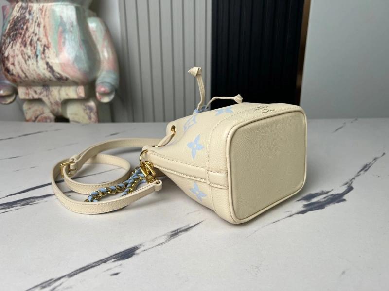 Refined LX Bucket Bags 20914