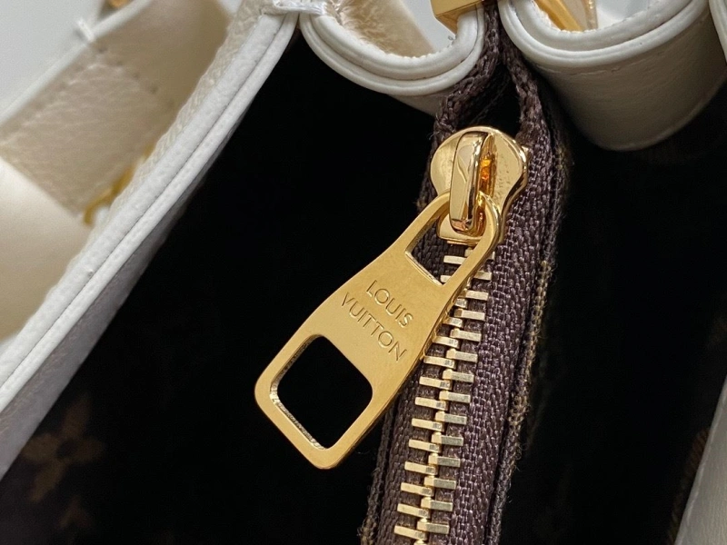 LX Satchel bags Efficient 20613