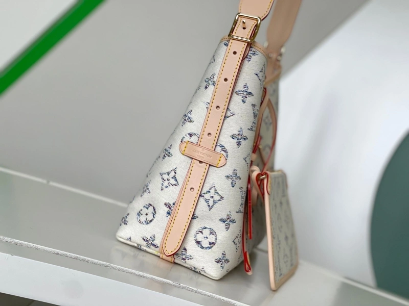 Comfortable LX Top Handle Bags 20018