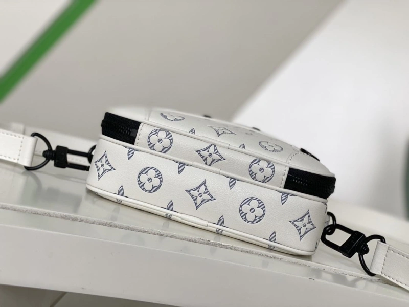 LX Satchel bags Stylish 20590
