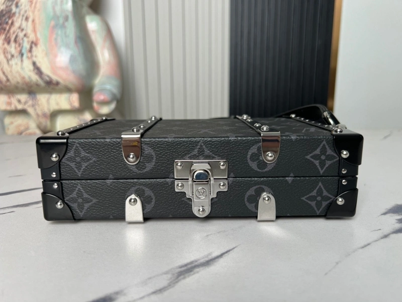 Comfortable LX Box Bags 20980