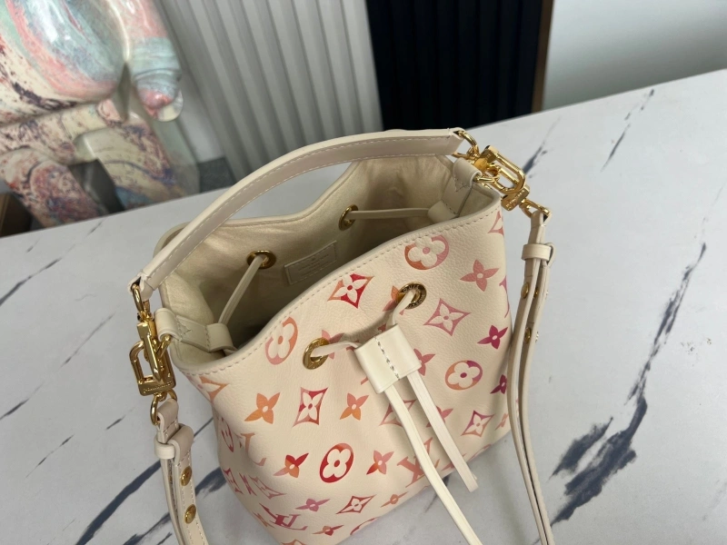 LX Bucket Bags Bold 20905