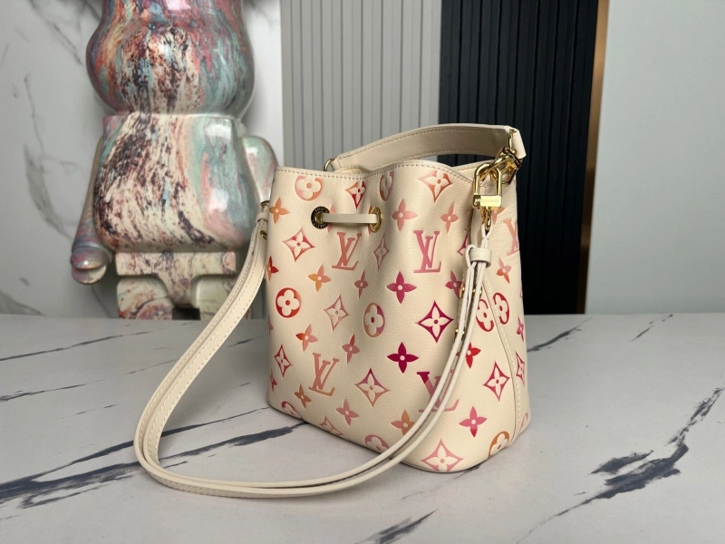 LX Bucket Bags Bold 20905