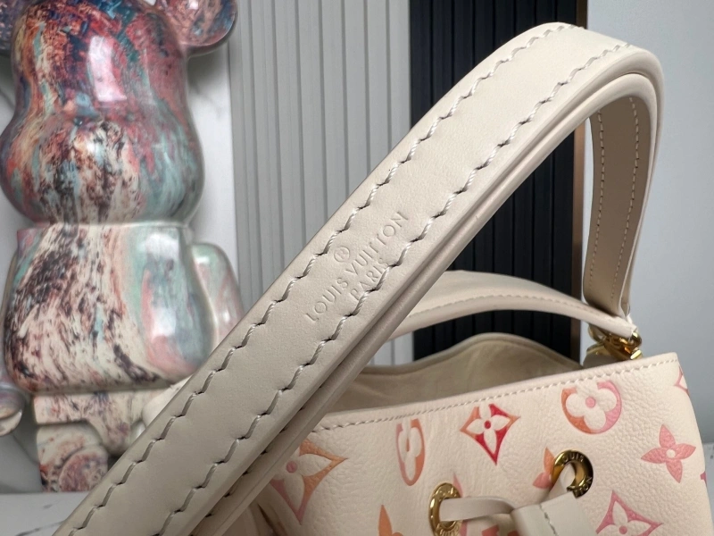 LX Bucket Bags Bold 20905