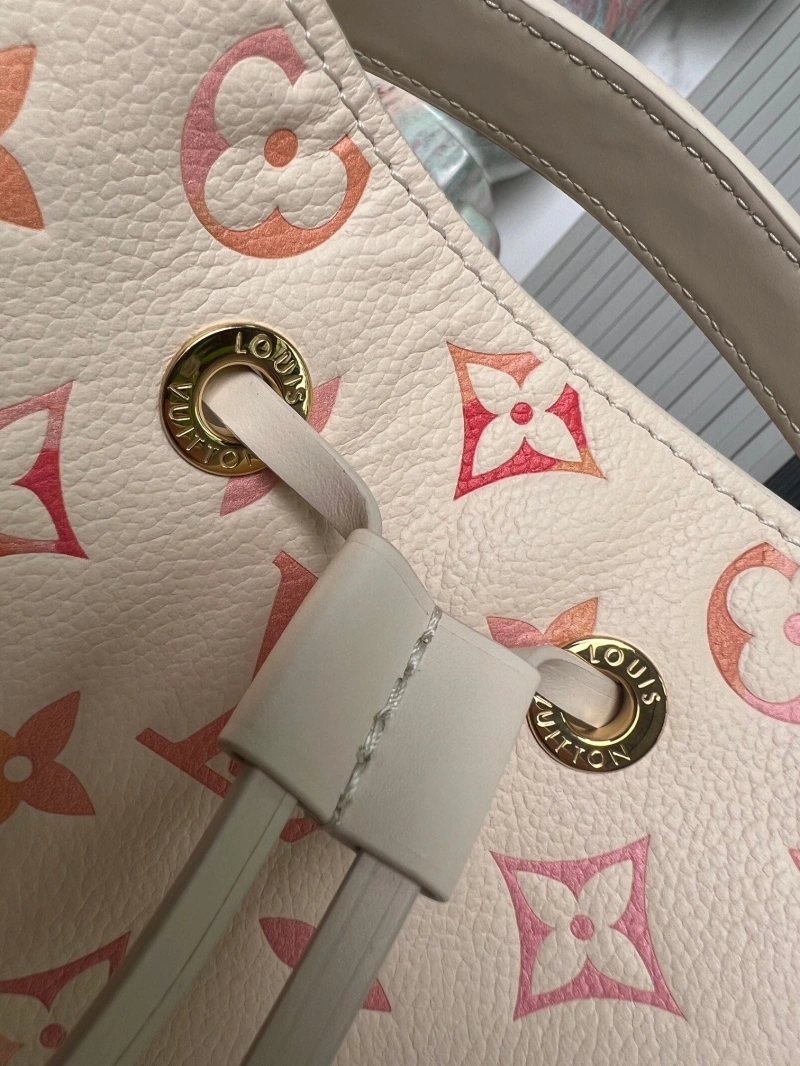 LX Bucket Bags Bold 20905