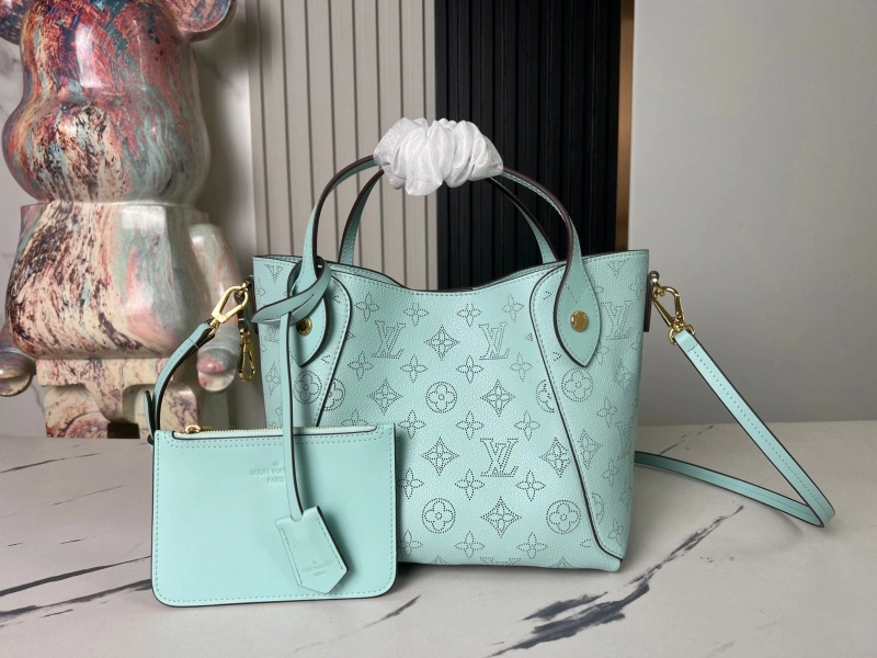Lightweight LX Bucket Bags 20912