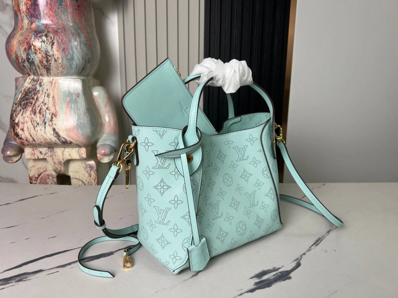 Lightweight LX Bucket Bags 20912