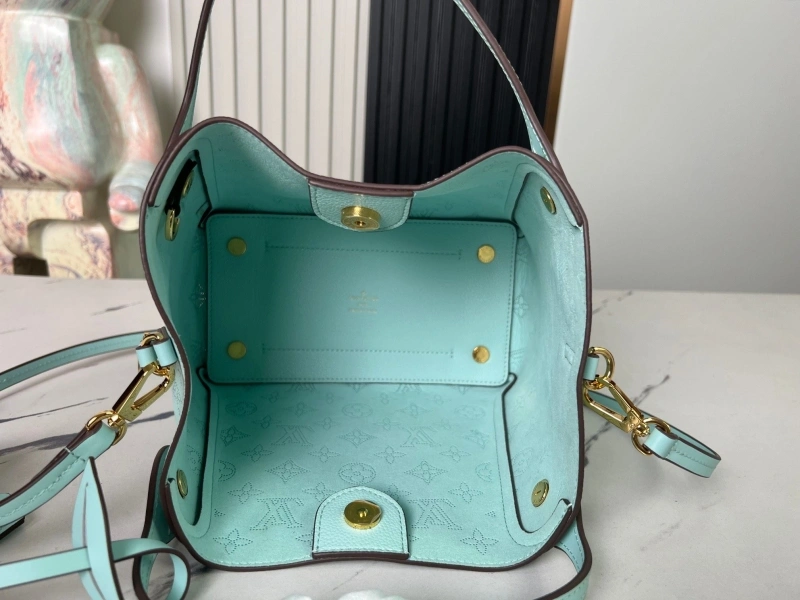 Lightweight LX Bucket Bags 20912