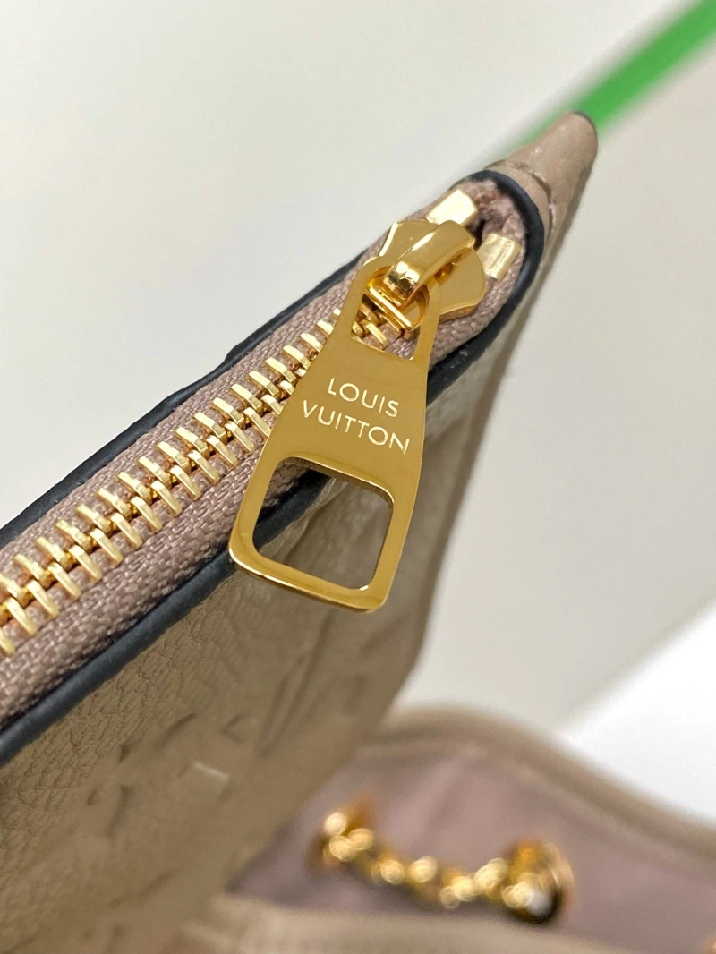 WellDesigned LX Bucket Bags 20895