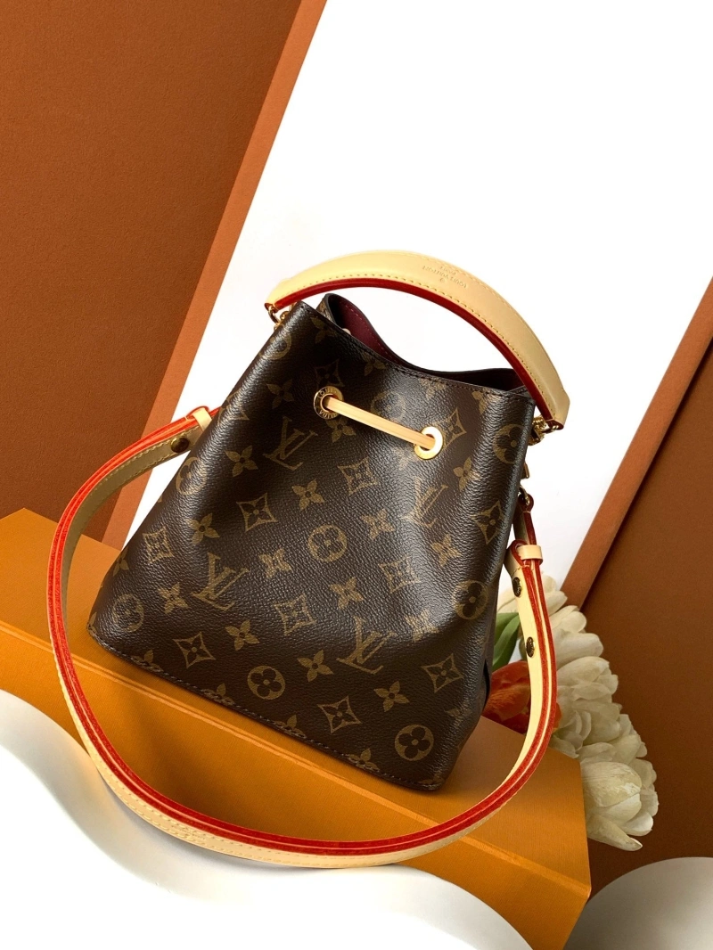 LX Bucket Bags Soft 20894