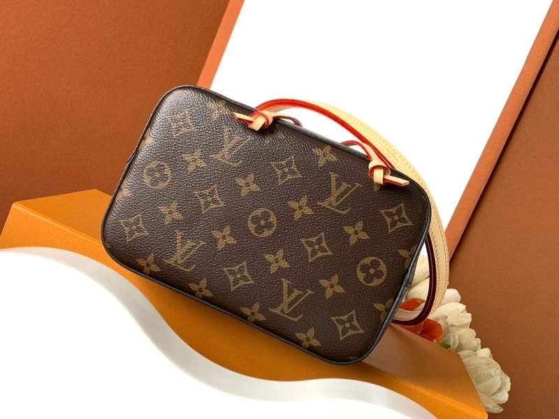 LX Bucket Bags Soft 20894