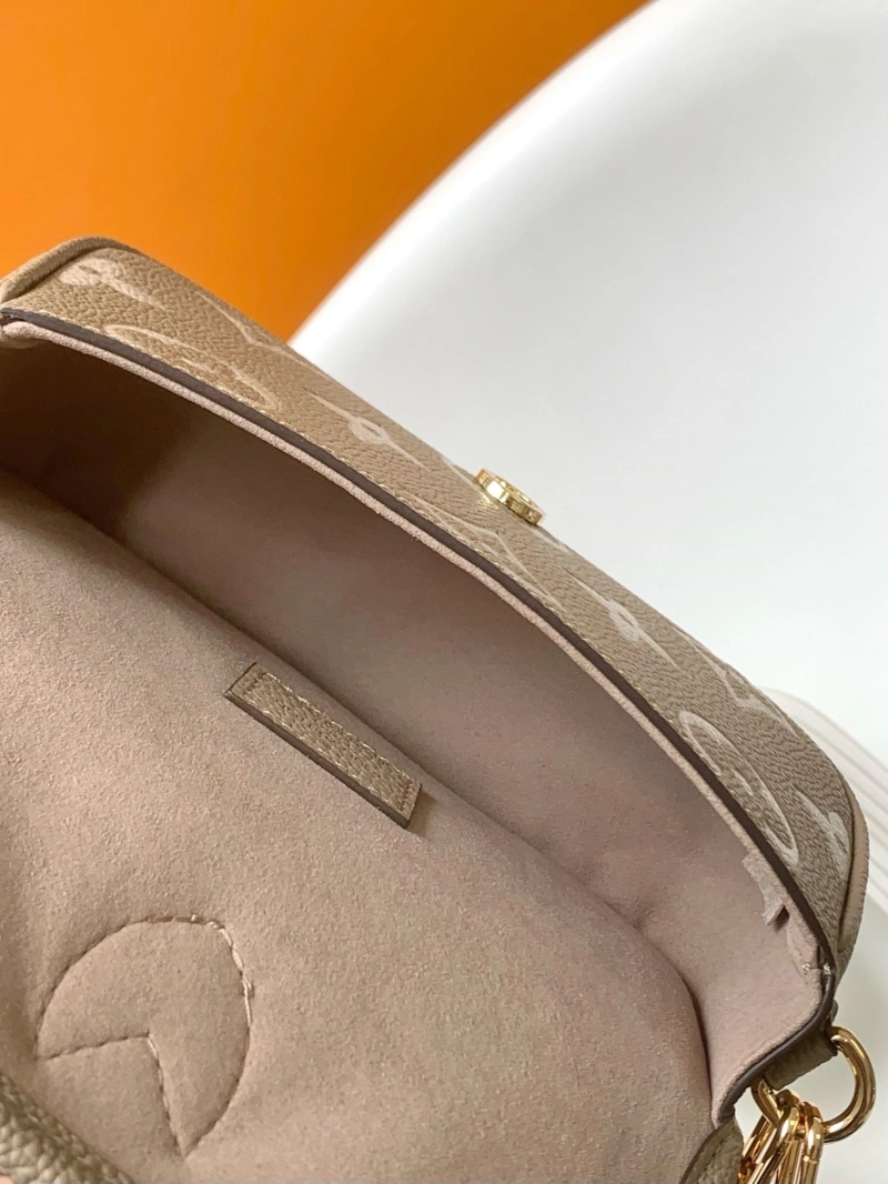 LX Satchel bags Versatile 20556