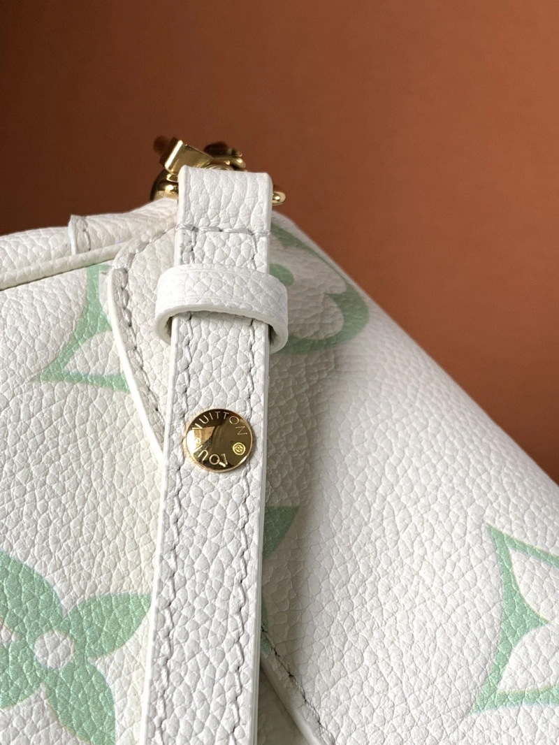 WellDesigned LX Satchel bags 20549