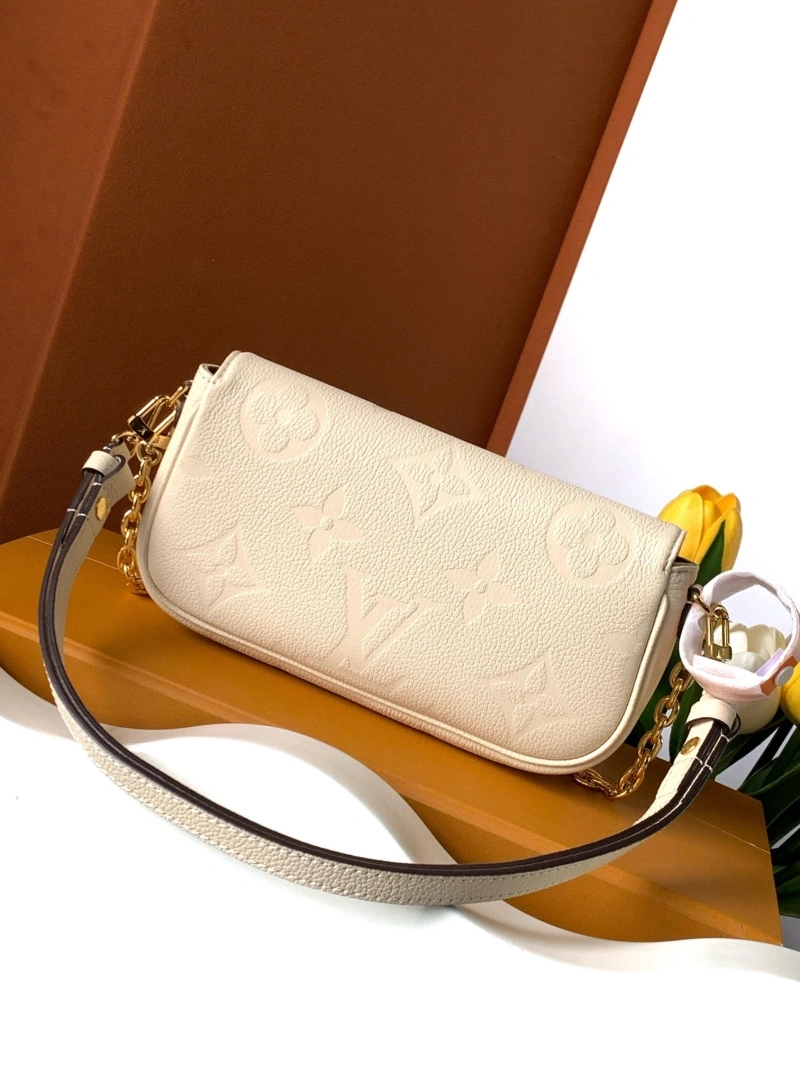 GoAnywhere LX Satchel bags 20520