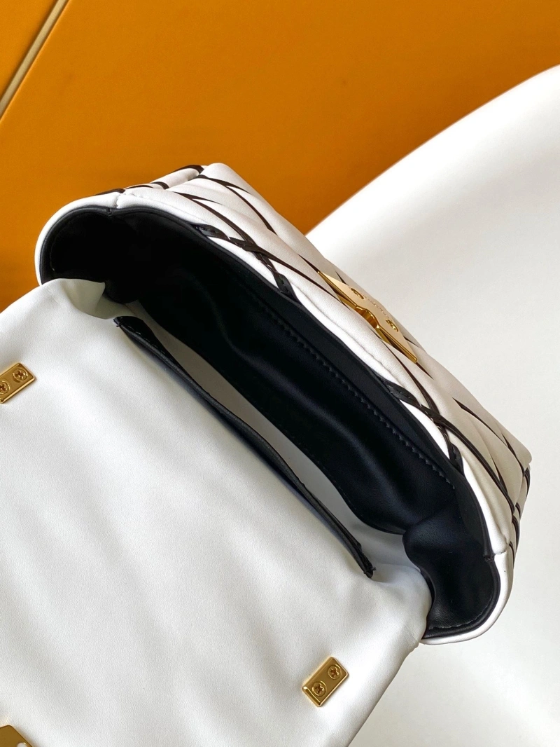 Trendsetting LX Twist Denim Bags 19808