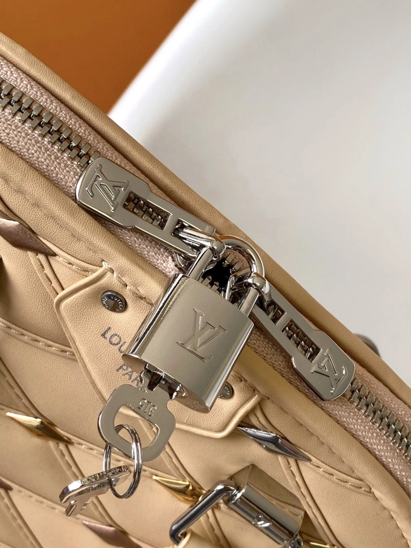 WellDesigned LX Top Handle Bags 19993
