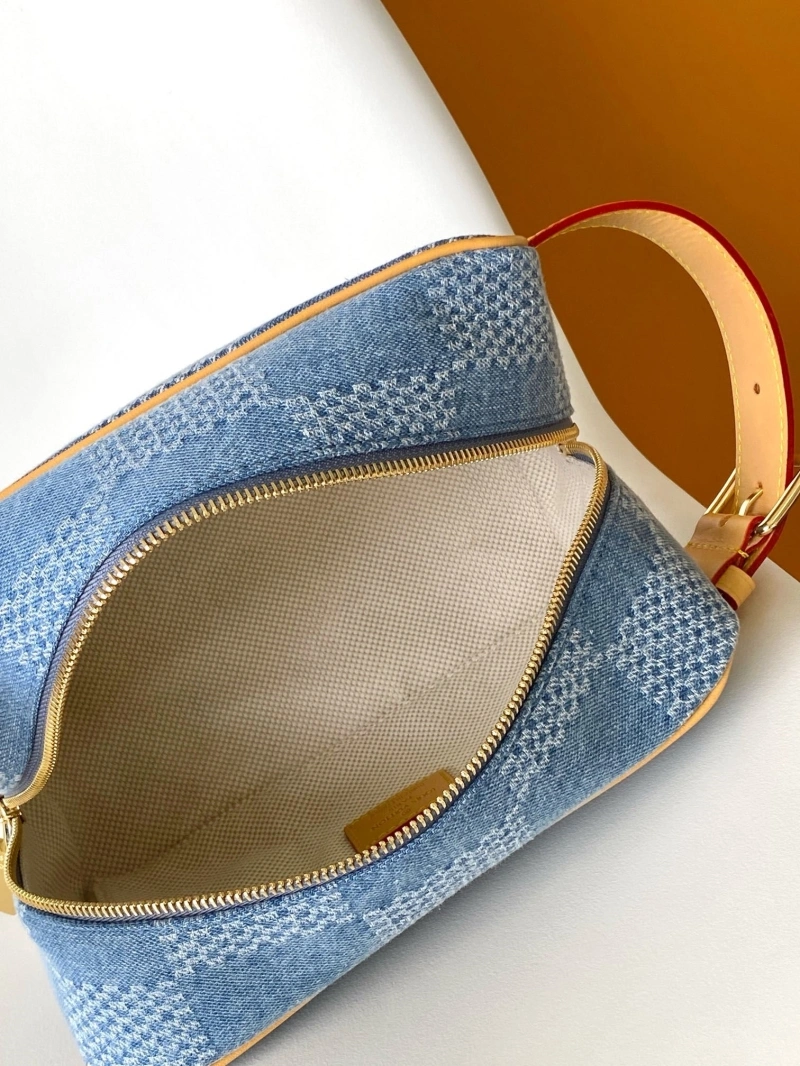 Comfortable LX Cosmetic Bags 20781