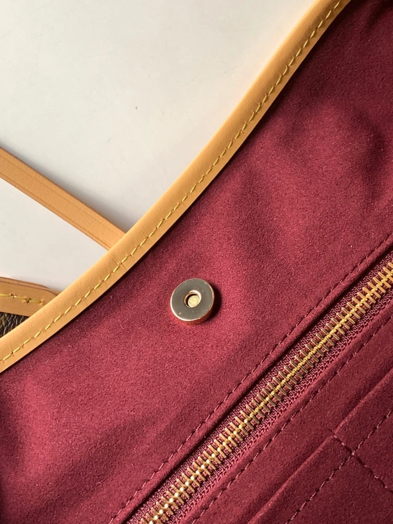 WellDesigned LX Top Handle Bags 19975