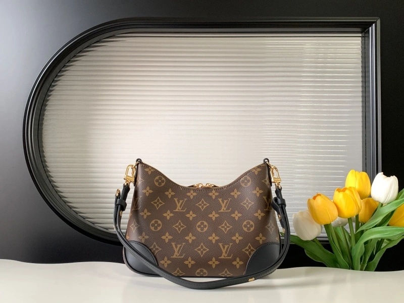 Trendsetting LX Satchel bags 20500