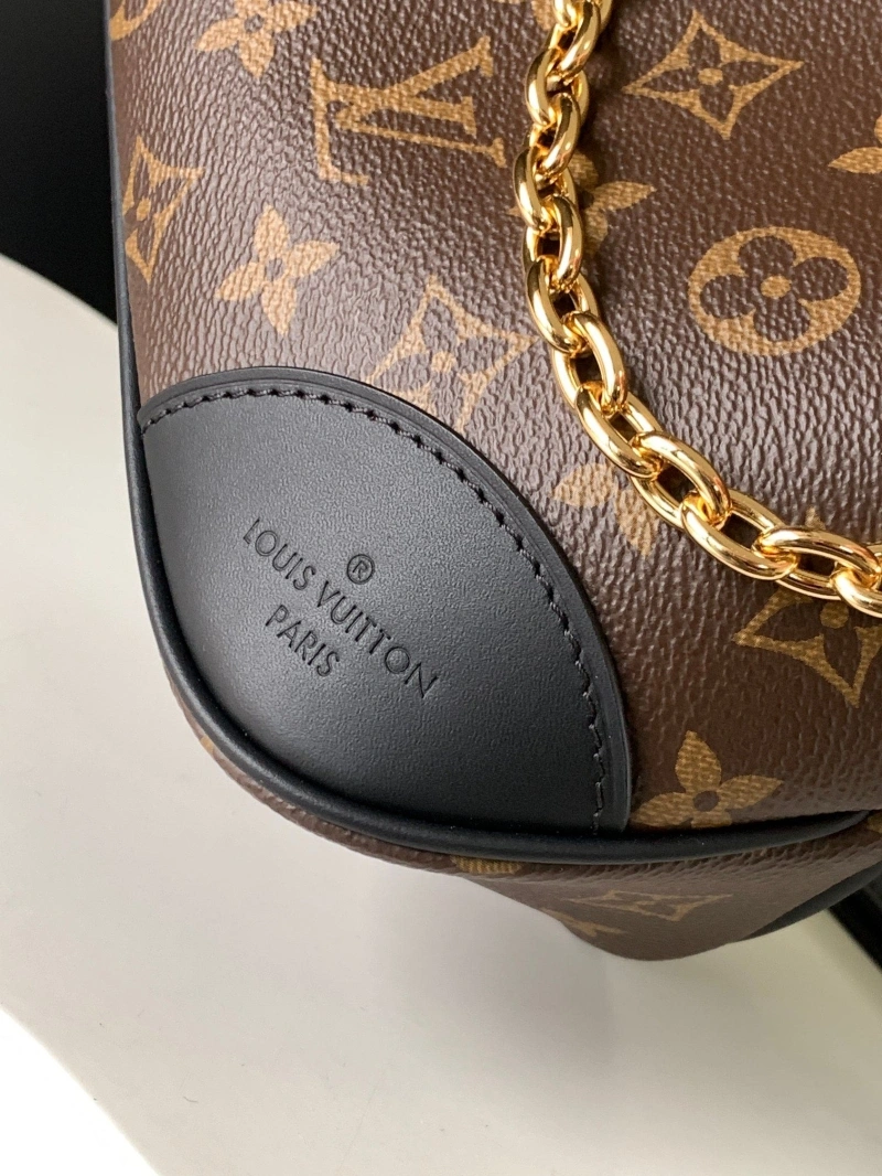 Trendsetting LX Satchel bags 20500