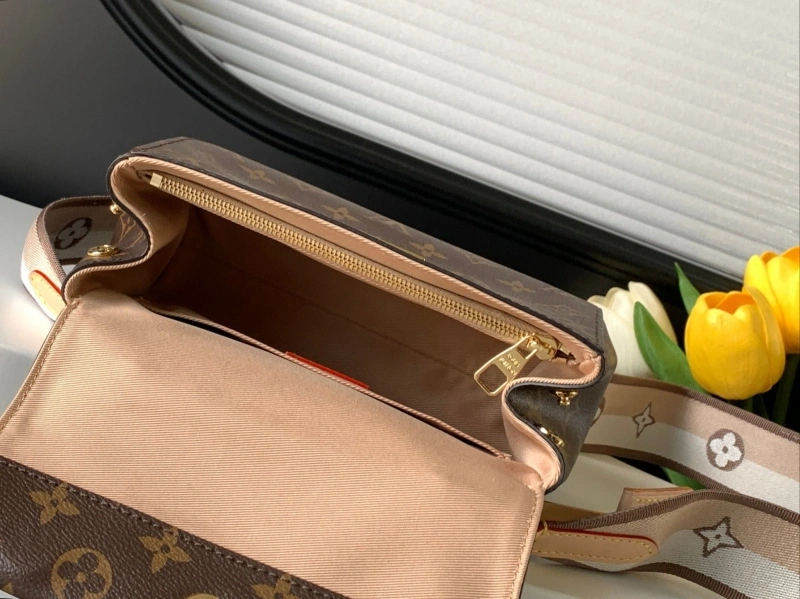 Durable LX Top Handle Bags 19979
