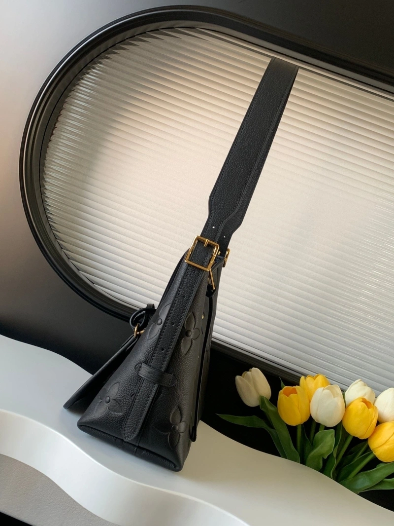 LX Top Handle Bags Bright 19988