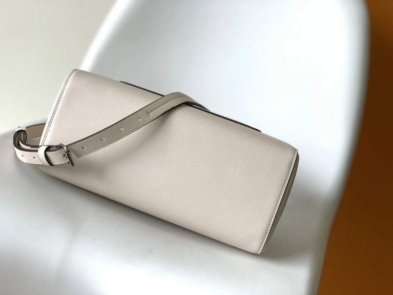 Durable LX Top Handle Bags 19951