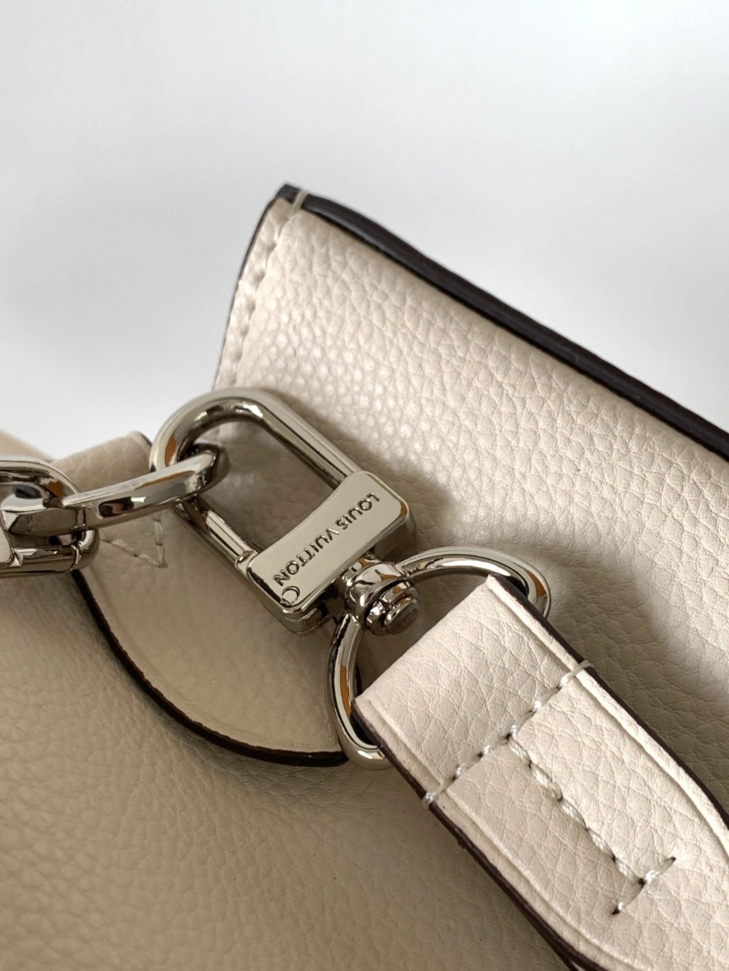 Durable LX Top Handle Bags 19951