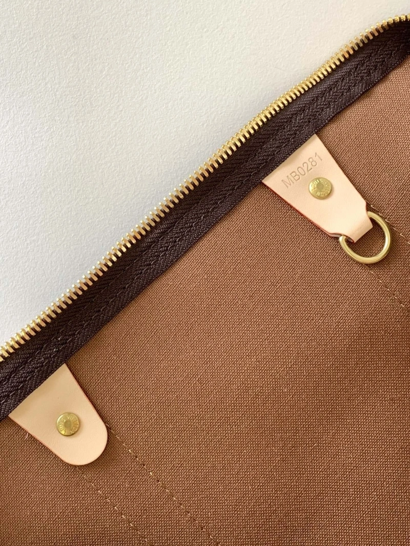 LX Travel Bags Practical 19851
