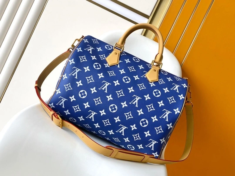 Comfortable LX Travel Bags 17264