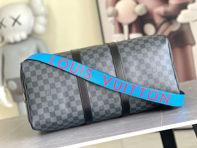 Trendsetting LX Travel Bags 17250