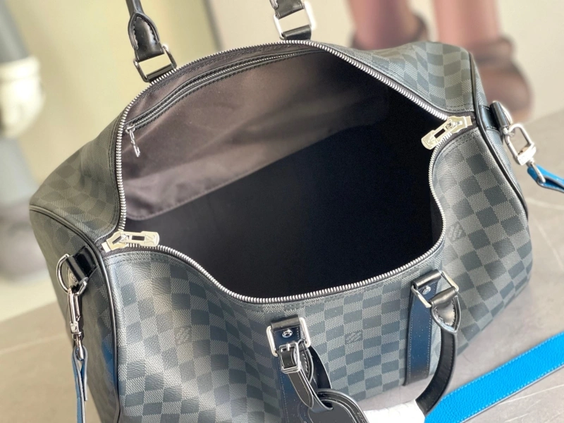 Trendsetting LX Travel Bags 17250